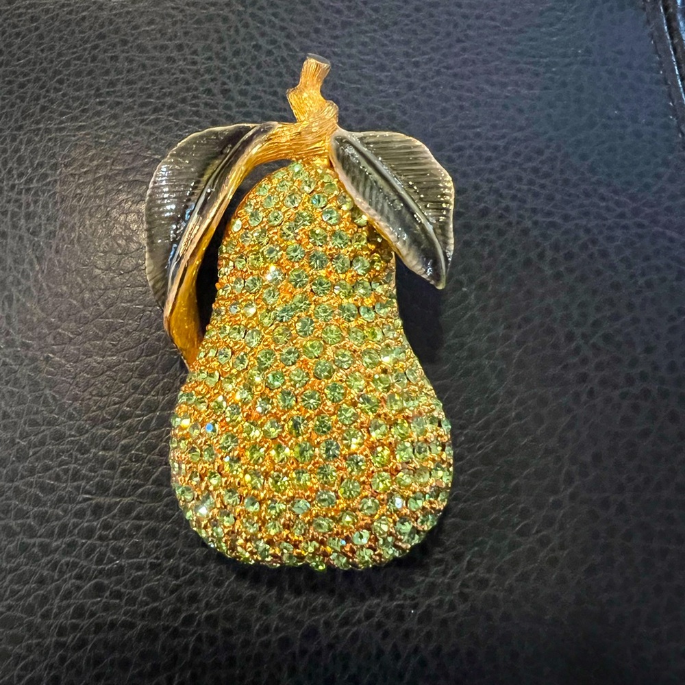 Vintage KJL Kenneth Jay Lane green gold pear fruit brooch pin